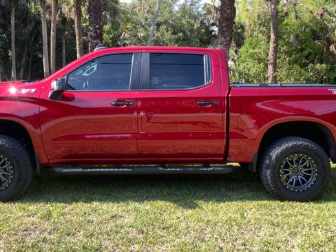 Used 2021 Chevrolet Silverado 1500 LT Trail Boss AWD/4WD image 5
