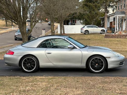 Used 2001 Porsche 911 Cabriolet image 17