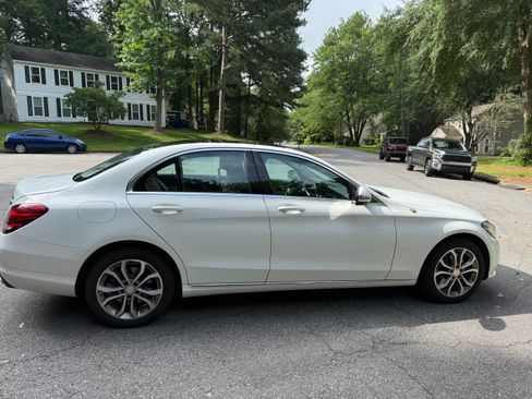 Used 2016 Mercedes-Benz C 300 4MATIC Sedan image 5
