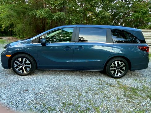 Used 2026 Honda Odyssey EX-L image 28