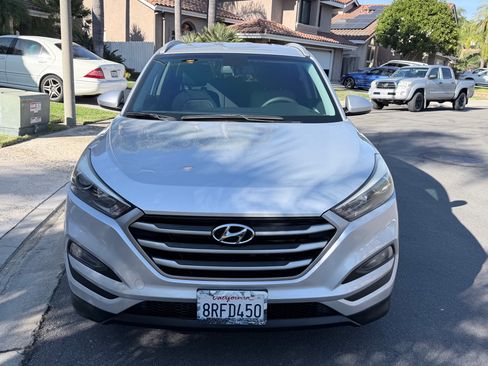 Used 2018 Hyundai Tucson SEL image 5