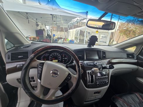 Used 2011 Nissan Quest SL image 9