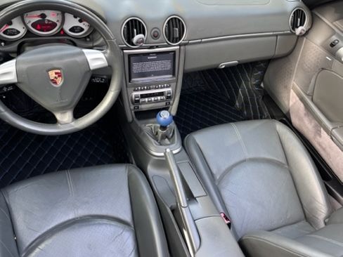 Used 2005 Porsche Boxster S image 26