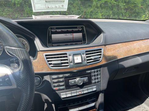 Used 2015 Mercedes-Benz E 350 4MATIC Sedan image 11