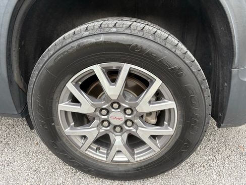 Used 2020 GMC Acadia SLT FWD image 26