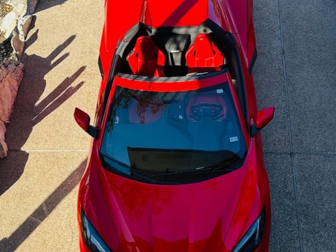 Used 2022 Chevrolet Corvette Stingray Convertible w/ 1LT image 11