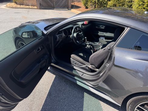 Used 2019 Ford Mustang EcoBoost Coupe 2D w/ Equipment Group 101A image 10