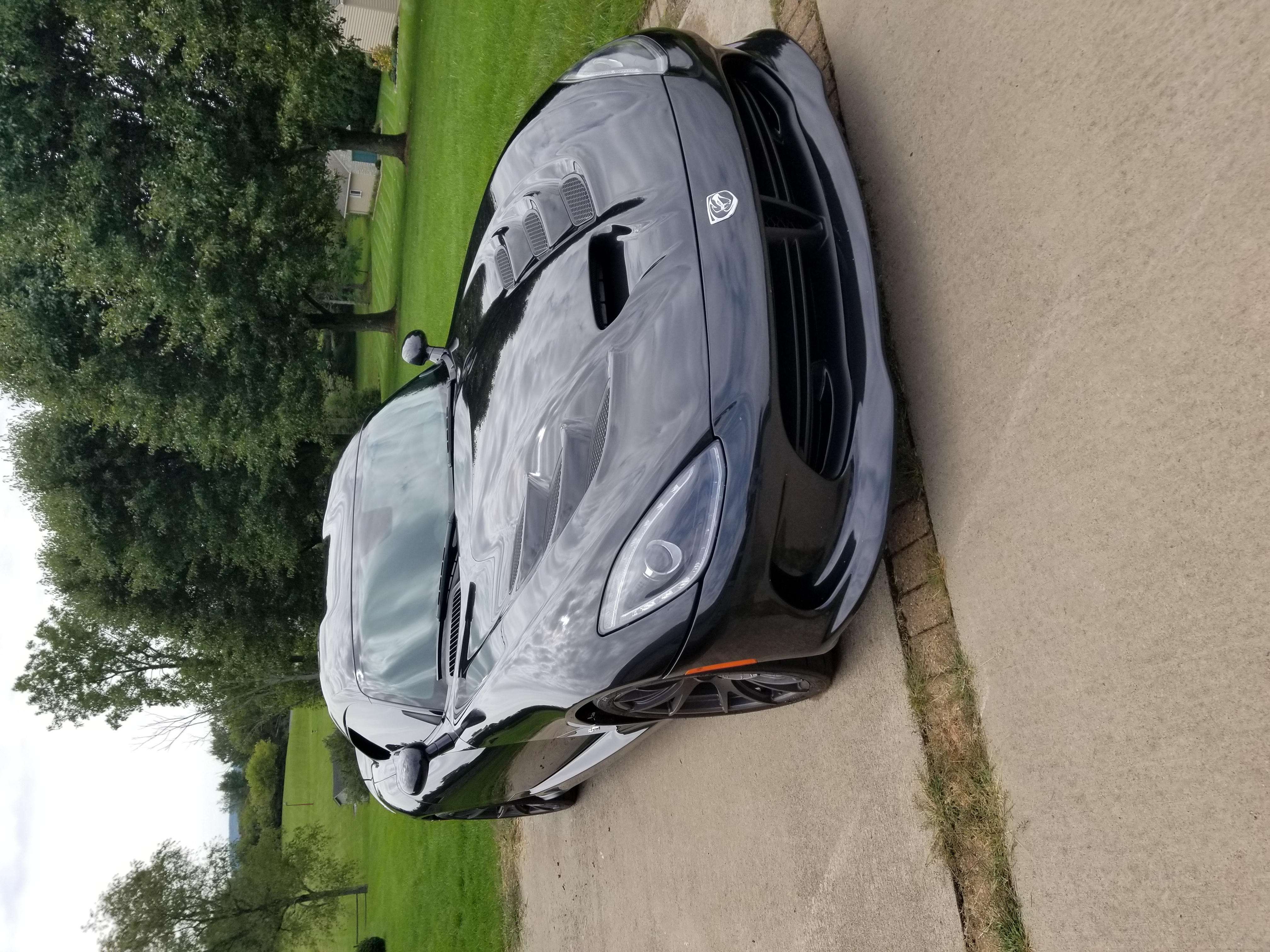 Used 2013 SRT Viper SRT-10 w/ Grand Touring Pkg RWD image 1