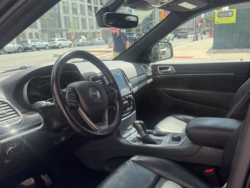 Used 2020 Jeep Grand Cherokee Limited AWD/4WD image 8