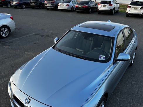 Used 2013 BMW 328i xDrive Sedan AWD/4WD image 5