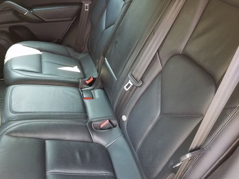 Used 2011 Porsche Cayenne S AWD/4WD image 20