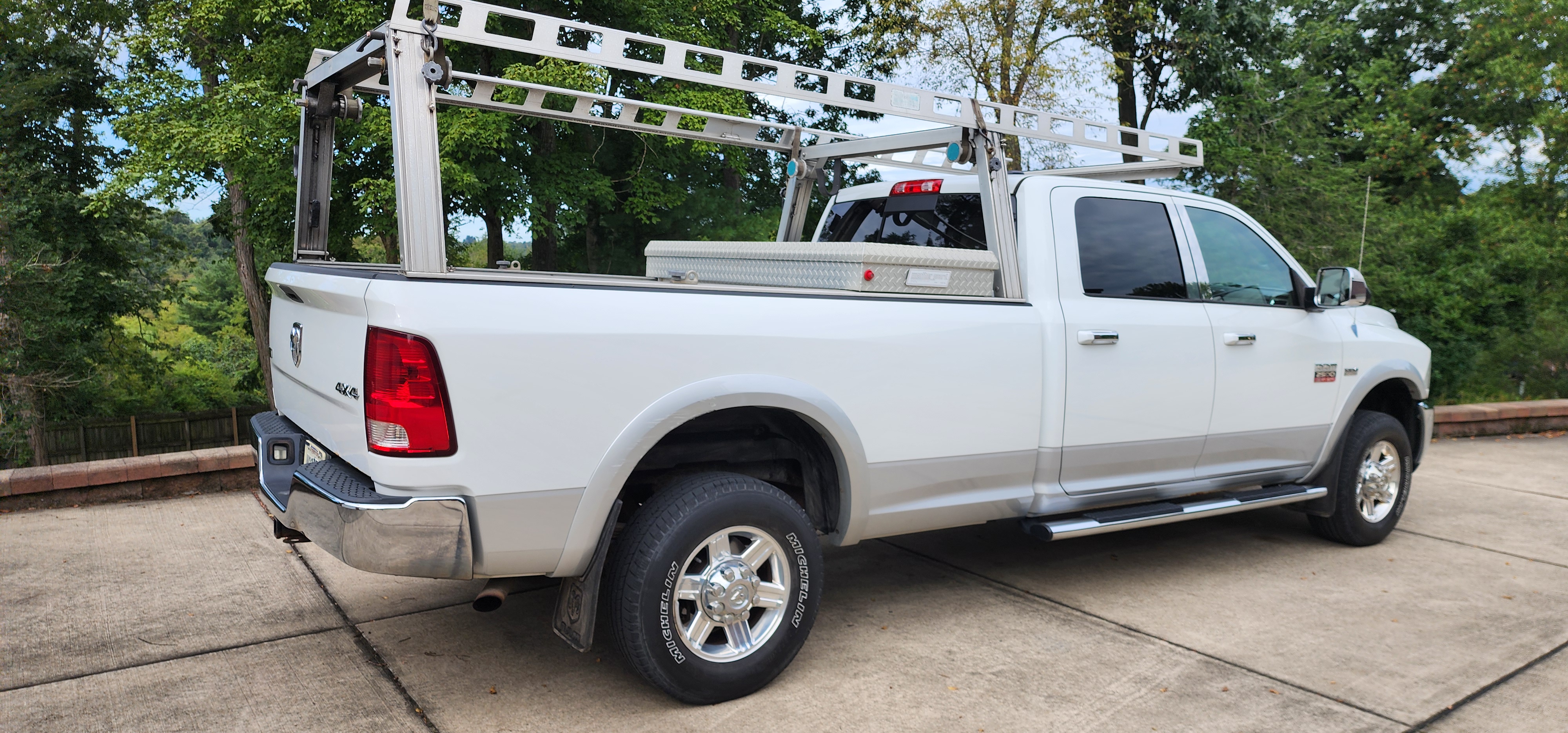 Used 2012 RAM 2500 Laramie w/ Protection Group AWD/4WD image 5