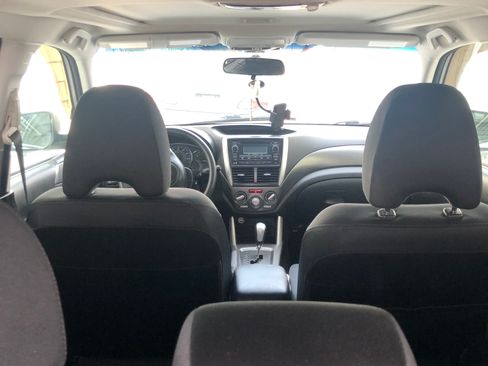 Used 2012 Subaru Forester 2.5X Premium image 6