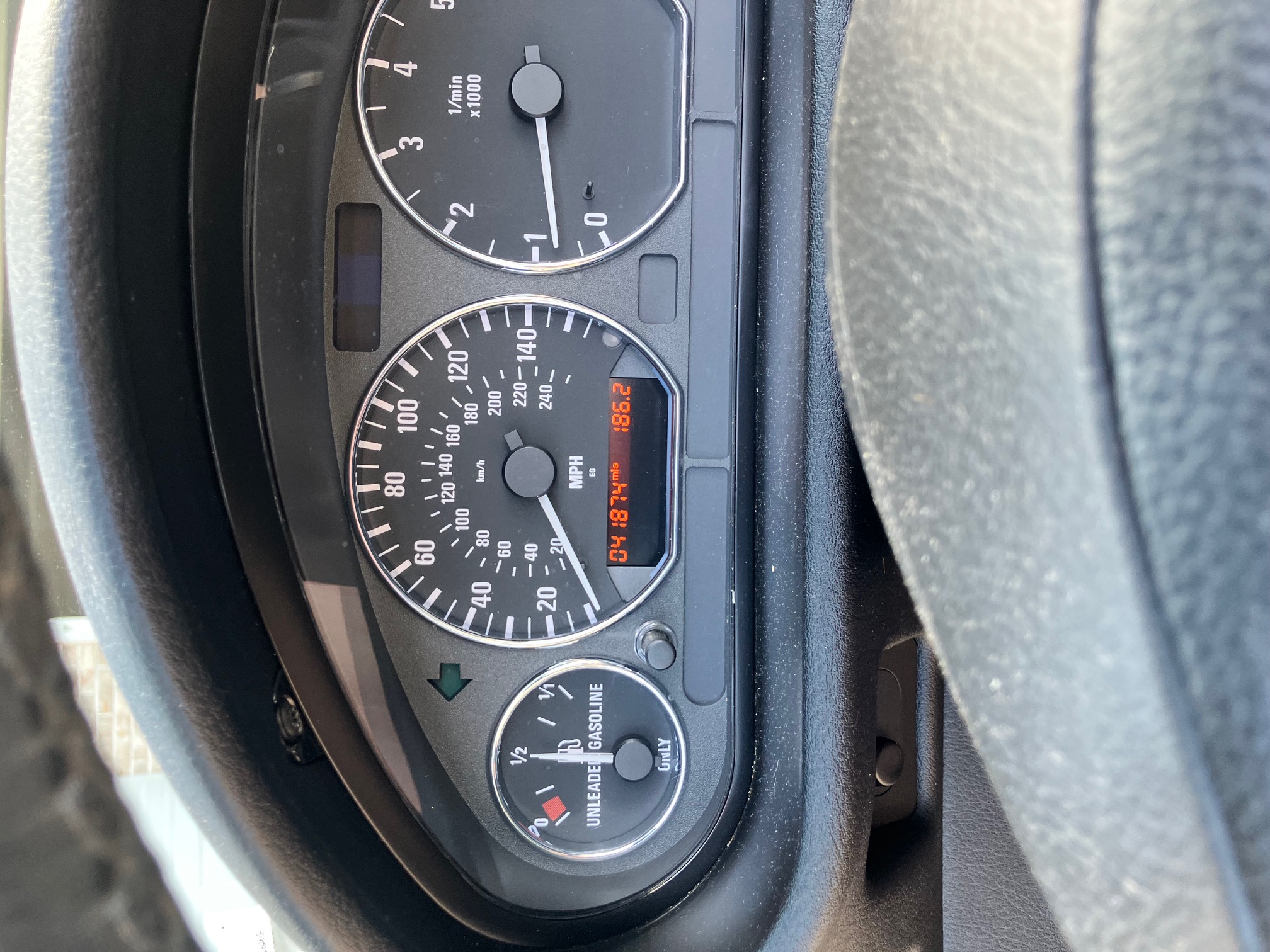 Used 2001 BMW Z3 3.0i RWD image 18