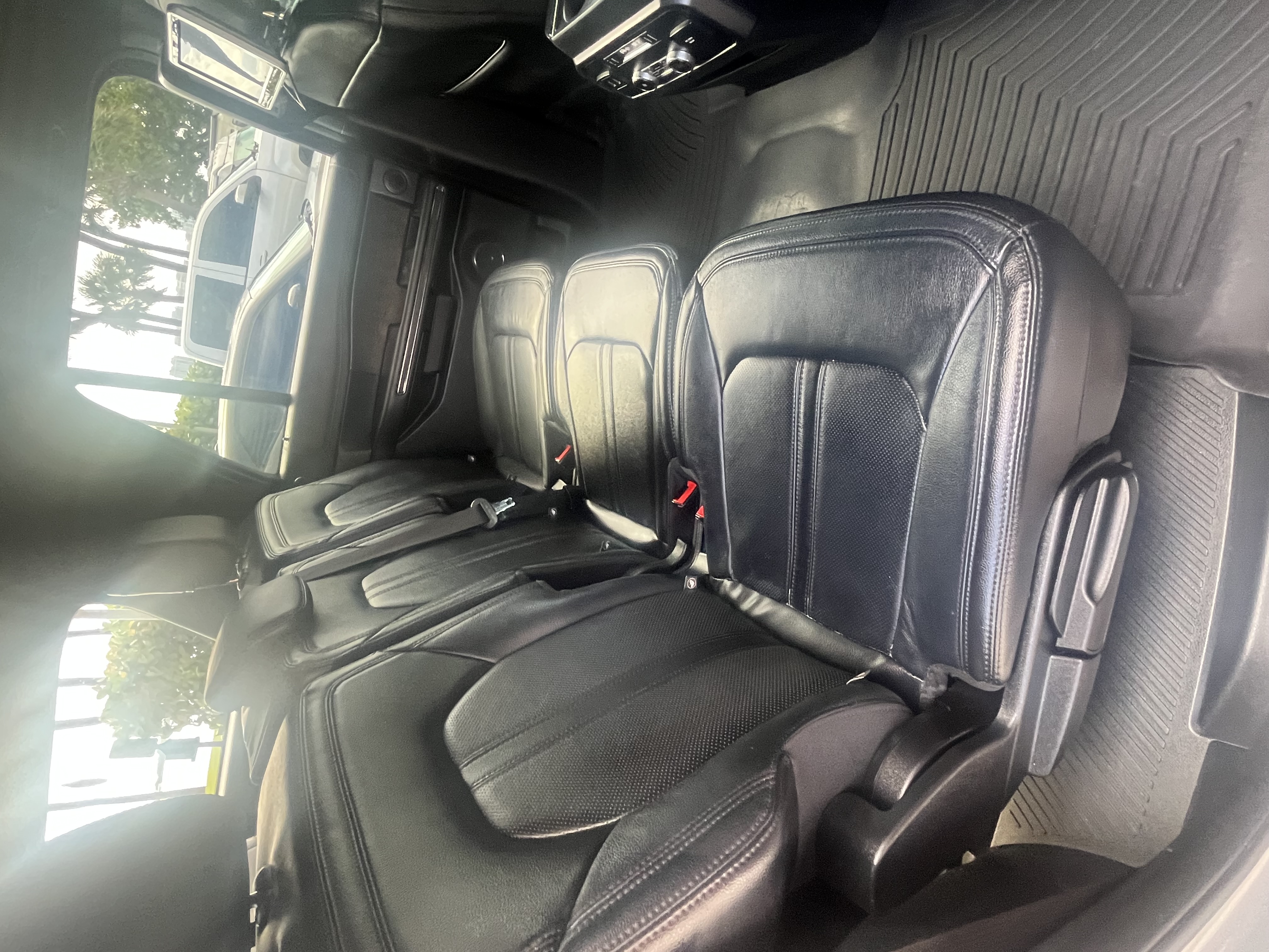Used 2020 Ford Expedition Max Limited RWD image 20