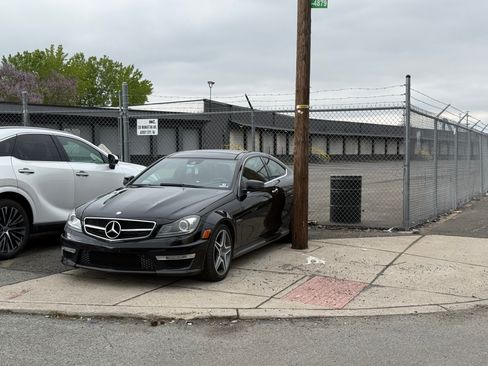 Used 2012 Mercedes-Benz C 63 AMG Coupe image 15