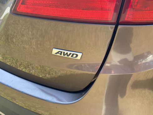 Used 2015 Hyundai Santa Fe GLS image 4