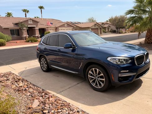 Used 2019 BMW X3 xDrive30i w/ Premium Package AWD/4WD image 4