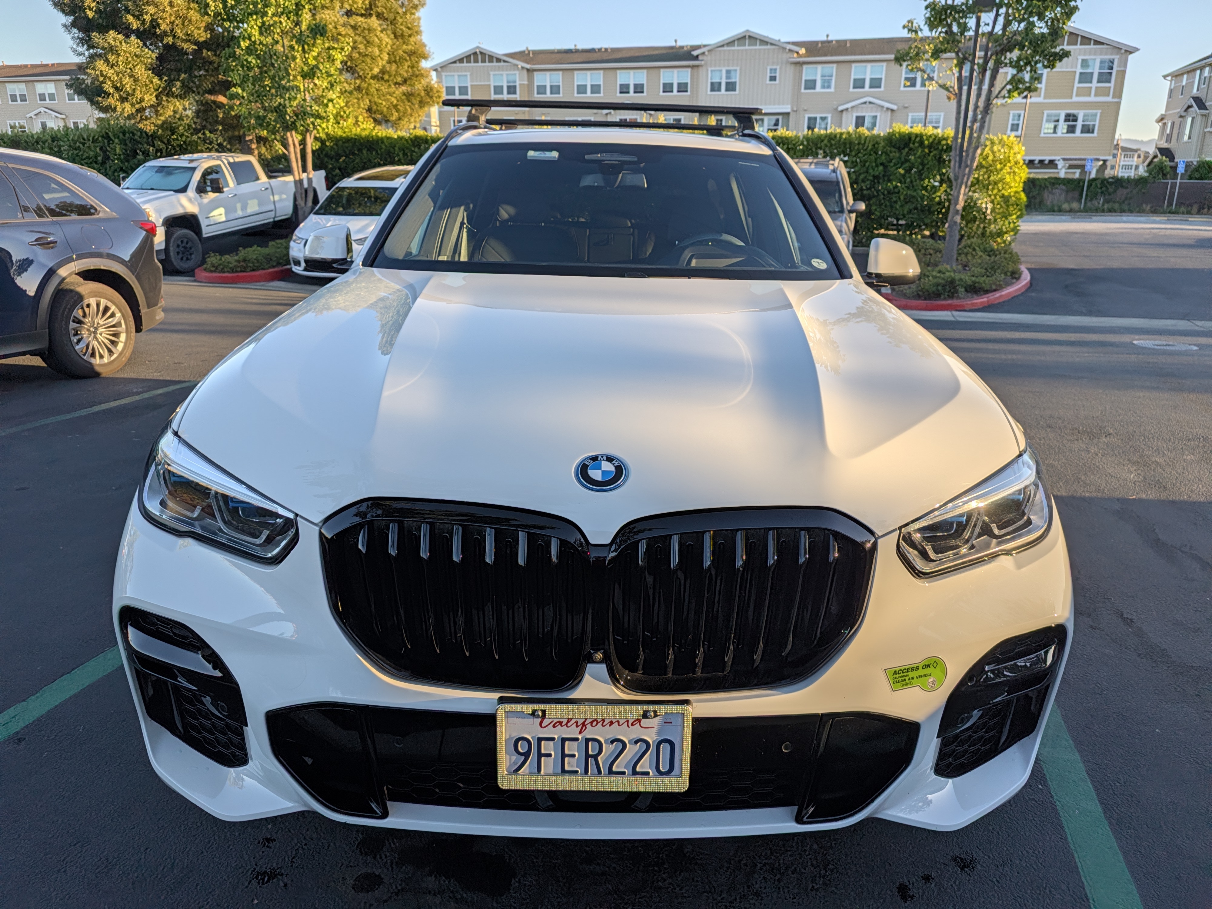 Used 2023 BMW X5 xDrive45e w/ Executive Package AWD/4WD image 2