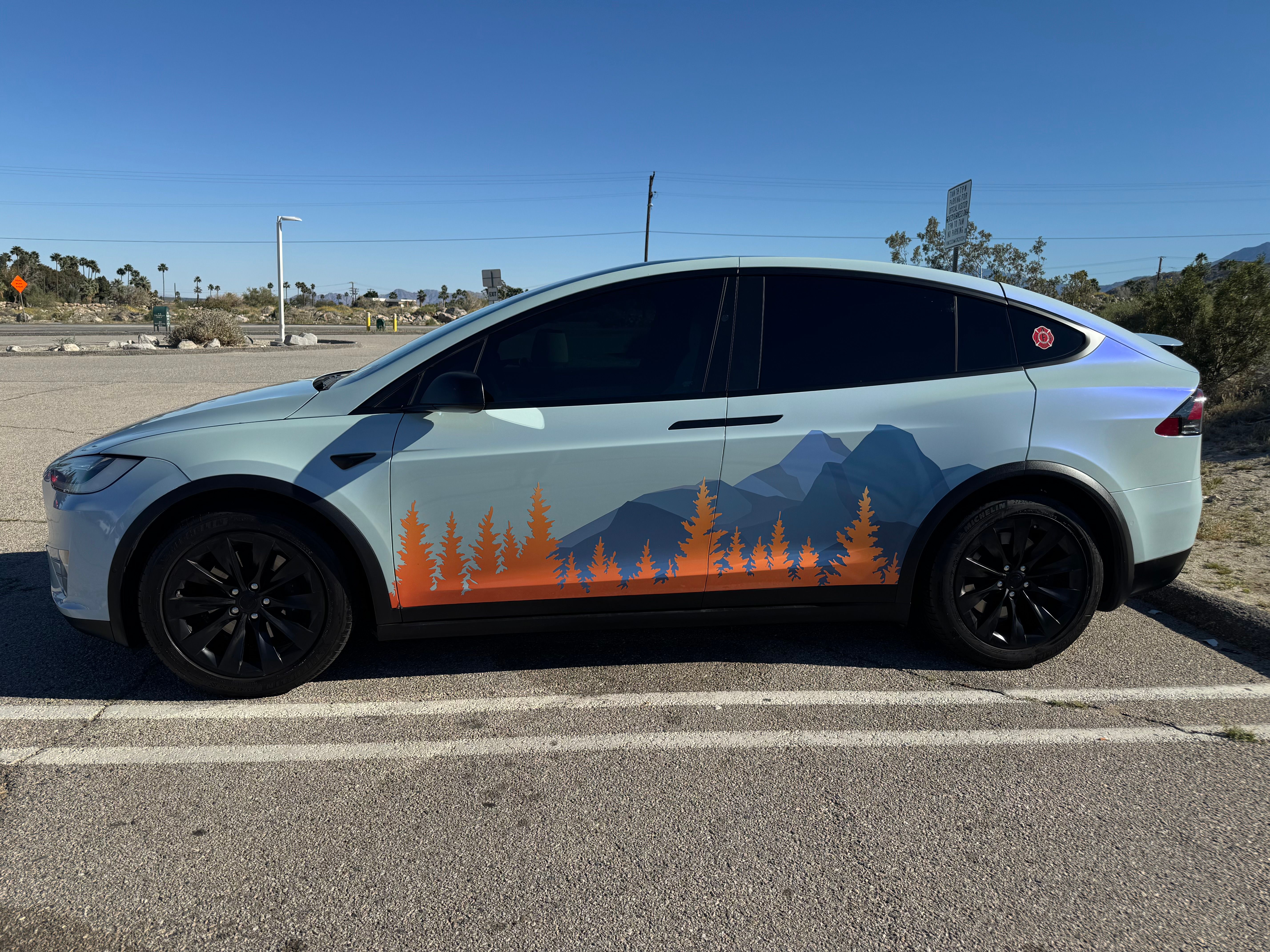 Used 2020 Tesla Model X Long Range AWD/4WD image 5