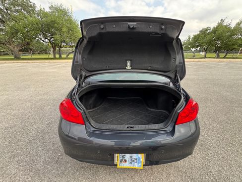 Used 2013 INFINITI G37 Journey w/ Premium Pkg image 8