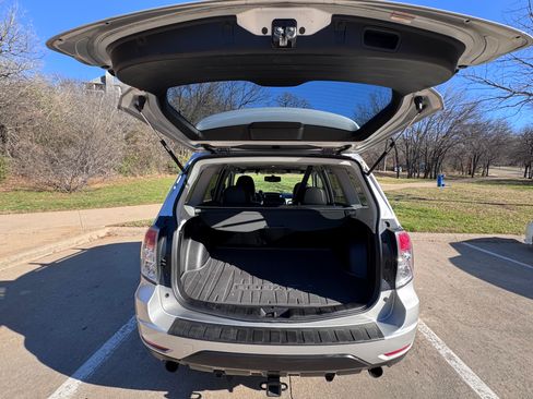 Used 2009 Subaru Forester 2.5XT Limited w/ Popular Equipment Group 1B image 11