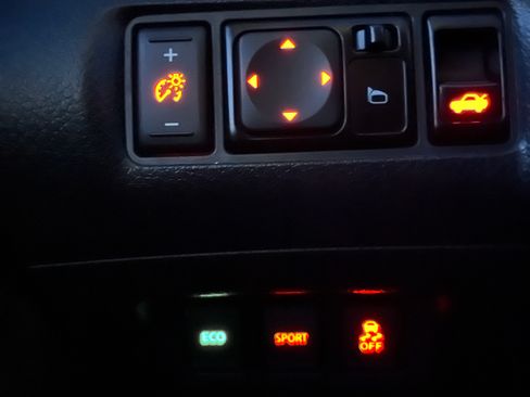 Used 2017 Nissan Sentra SL w/ Protection Package image 15