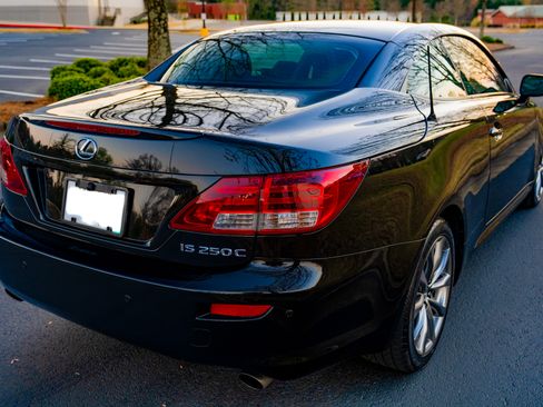 Used 2013 Lexus IS 250C w/ Luxury Pkg image 15