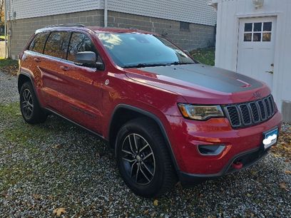 Used 2017 Jeep Grand Cherokee Trailhawk w/ Trailhawk Luxury Group