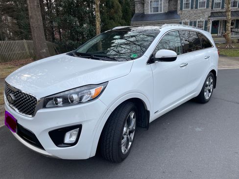 Used 2017 Kia Sorento SX image 17