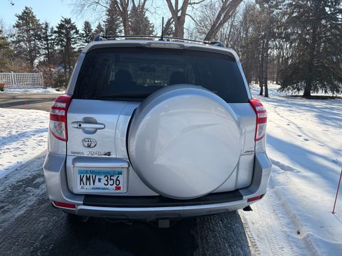 Used 2010 Toyota RAV4 Limited image 4