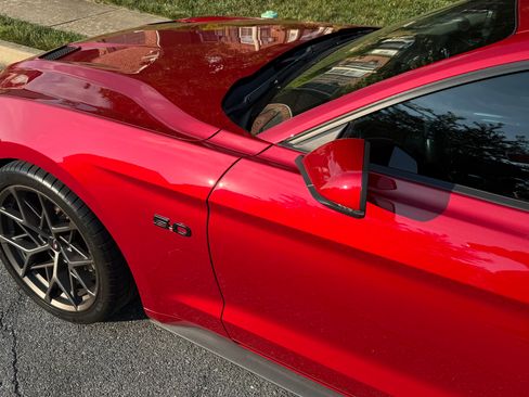 Used 2022 Ford Mustang GT Premium w/ Equipment Group 401A RWD image 2