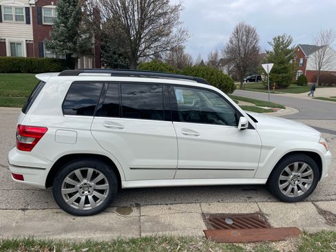 Used 2012 Mercedes-Benz GLK 350 4MATIC image 5