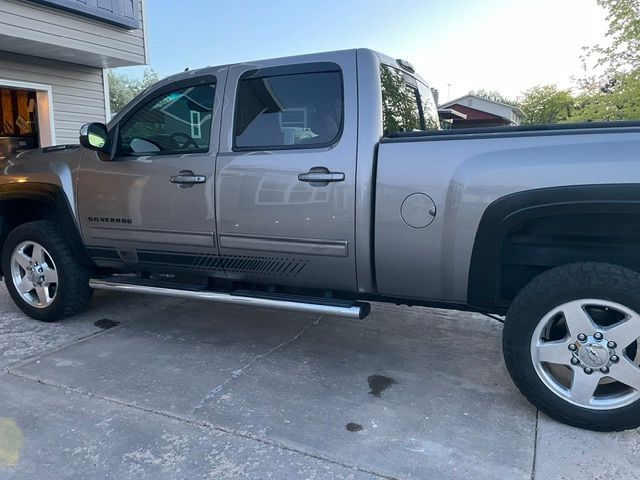 Used 2014 Chevrolet Silverado 2500 LTZ w/ LTZ Plus Package AWD/4WD image 8