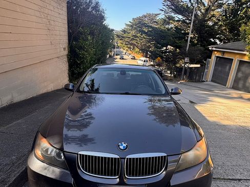 Used 2006 BMW 325i 325i Sedan 4D image 1