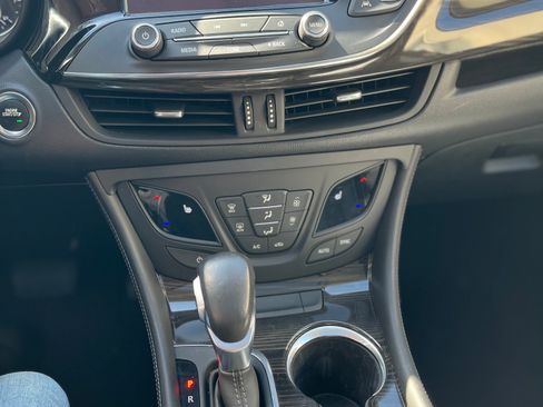 Used 2019 Buick Envision Premium AWD/4WD image 9
