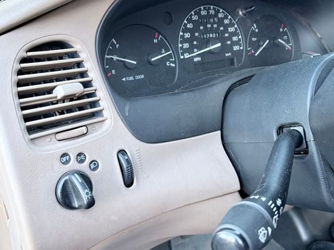 Used 1999 Ford Ranger 2WD Regular Cab image 9