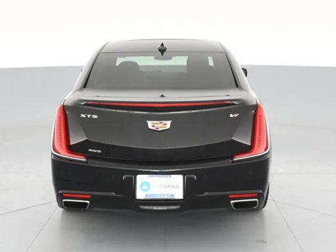 Used 2018 Cadillac XTS Vsport Platinum AWD/4WD image 2