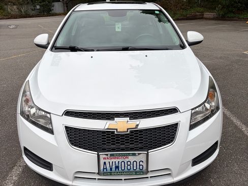 Used 2014 Chevrolet Cruze Diesel image 1