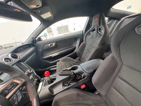 Used 2018 Ford Mustang Shelby GT350R w/ GT350R Equipment Group 920A image 19