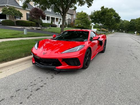 Used 2024 Chevrolet Corvette Stingray Coupe w/ Z51 Performance Package RWD image 20