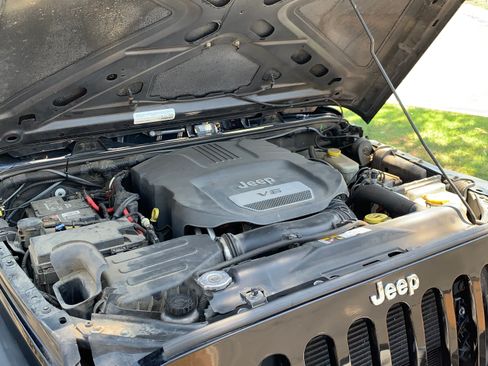 Used 2015 Jeep Wrangler Unlimited Sport w/ Quick Order Package 24S image 13