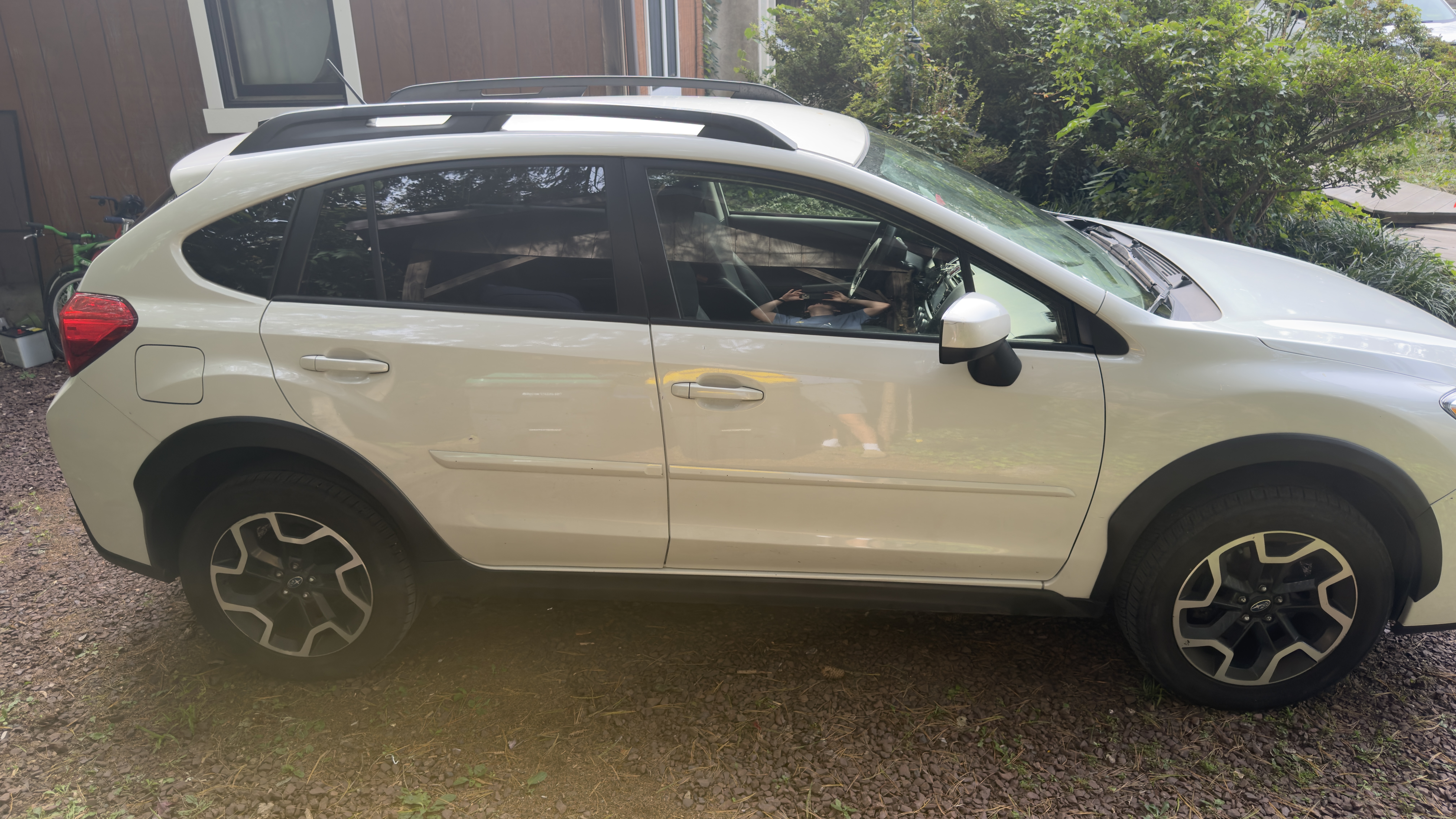 Used 2017 Subaru Crosstrek 2.0i Premium AWD/4WD image 9