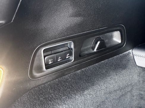 Used 2020 Mercedes-Benz GLS 450 4MATIC image 22