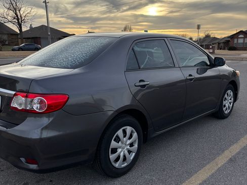 Used 2013 Toyota Corolla L image 10