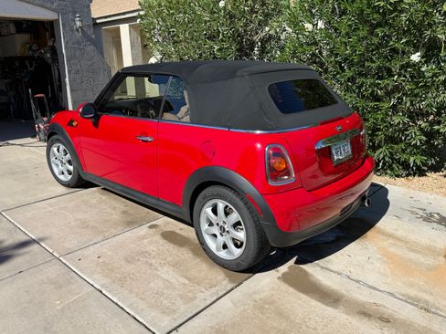 Used 2010 MINI Cooper Convertible FWD image 4