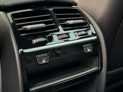 Used 2018 BMW M550i xDrive w/ Cold Weather Package image 22