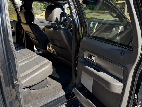 Used 2013 Ford F150 Raptor w/ Luxury Equipment Group image 23