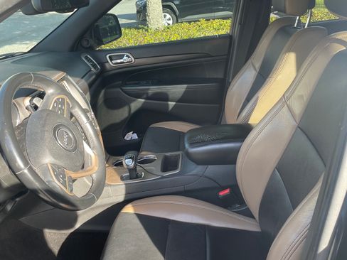 Used 2014 Jeep Grand Cherokee Laredo w/ Quick Order Package 23E image 8