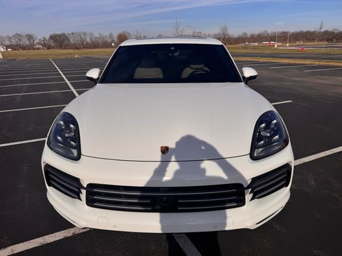 Used 2021 Porsche Cayenne image 15